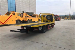 夏河非事故拖车